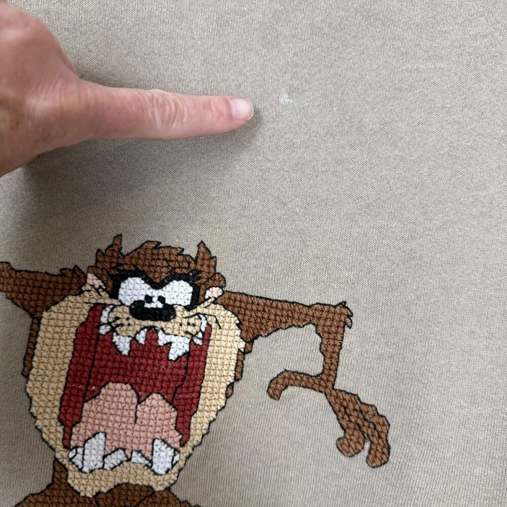 Vintage Taz Looney Tunes Sweatshirt Mens Medium Tan Cross Stitch Jerzees Unisex - Picture 5 of 10